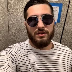 Meet your Posher, Zaza